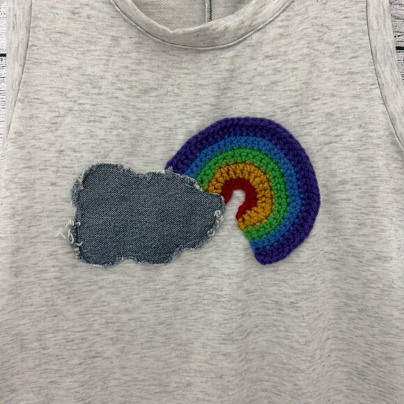 BeMo Designs Sleeveless Gray Tank Top With Crochet Rainbow & Denim Cloud Patch S - Picture 2 of 3